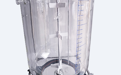مفاعل الزجاج جاكت 200 لتر التفاصيل - تفاعل زجاجي ذو طبقة مزدوجة من البورسليكات ، مرساة تحريك من 3 طبقات من مادة PTFE.